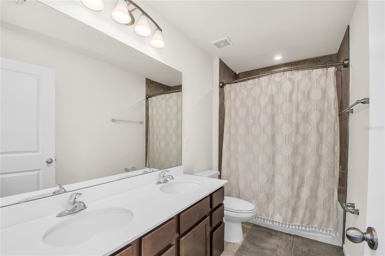 Image 32 of 43 For 3005 Slough Creek Drive