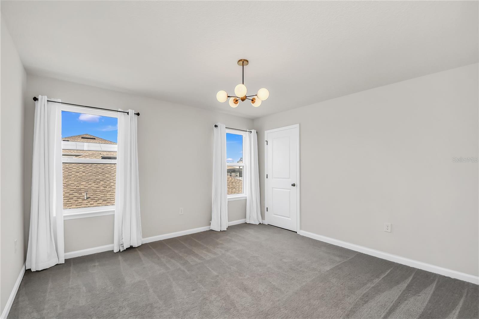 Image 36 of 43 For 3005 Slough Creek Drive