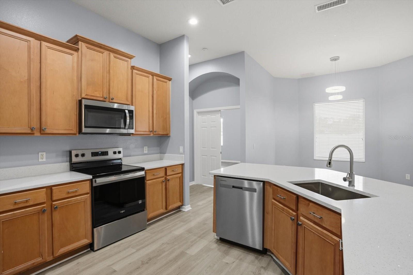 Image 15 of 39 For 205 Kays Landing Drive