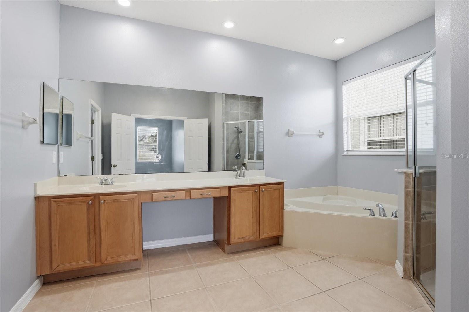 Image 18 of 39 For 205 Kays Landing Drive