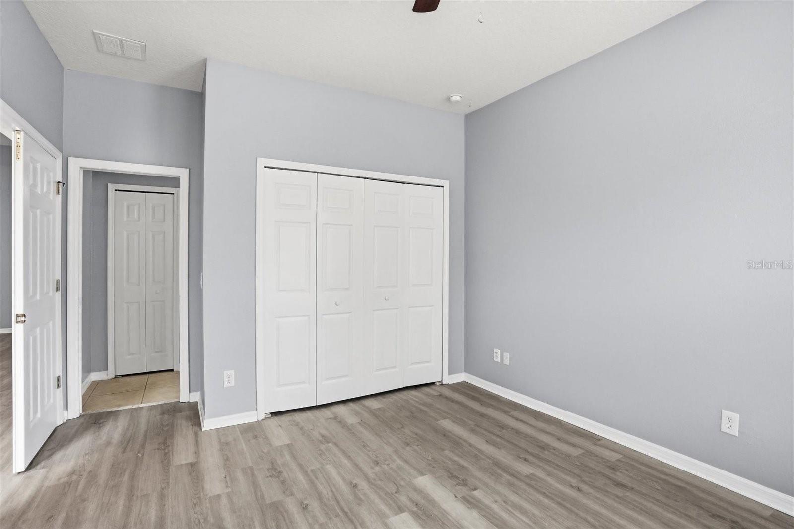 Image 21 of 39 For 205 Kays Landing Drive