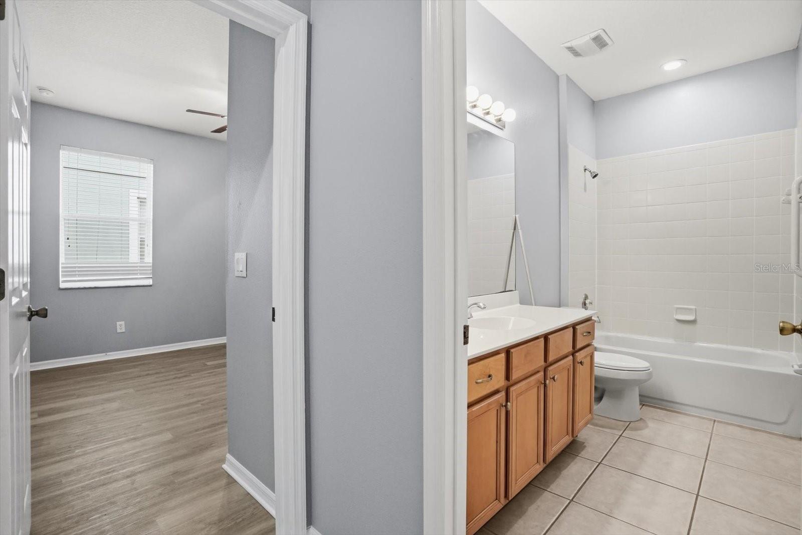 Image 25 of 39 For 205 Kays Landing Drive