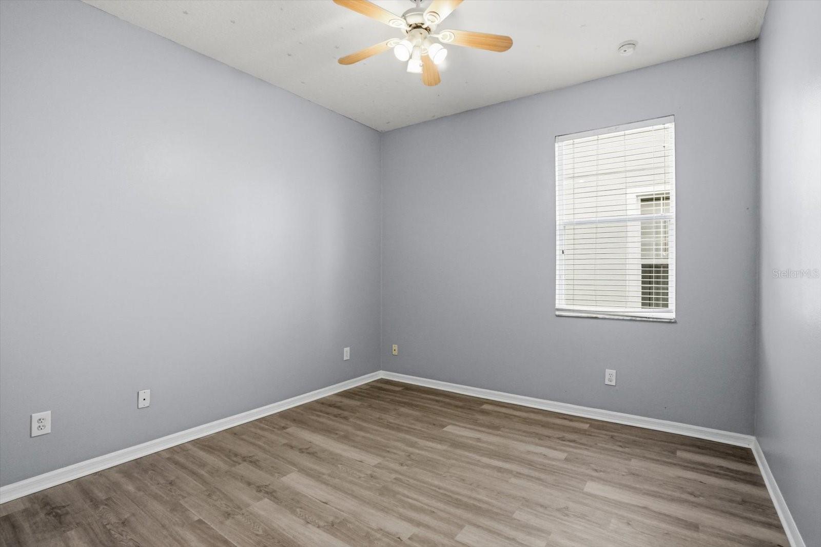 Image 31 of 39 For 205 Kays Landing Drive