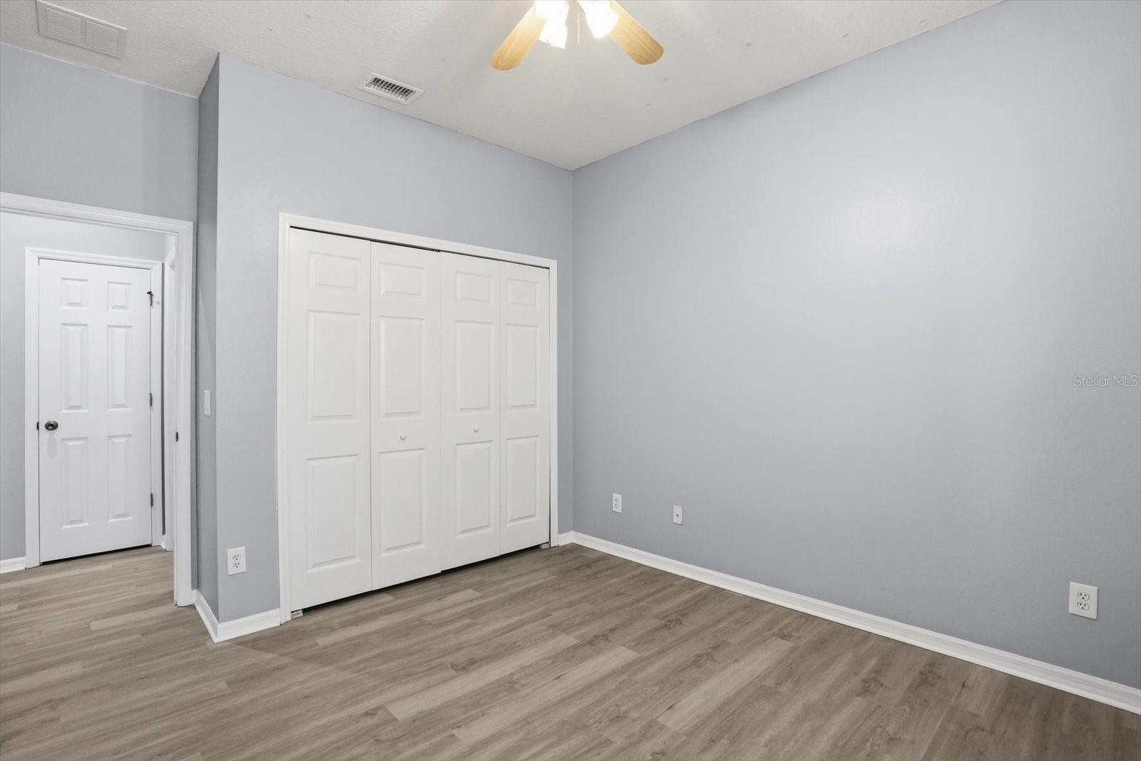 Image 32 of 39 For 205 Kays Landing Drive