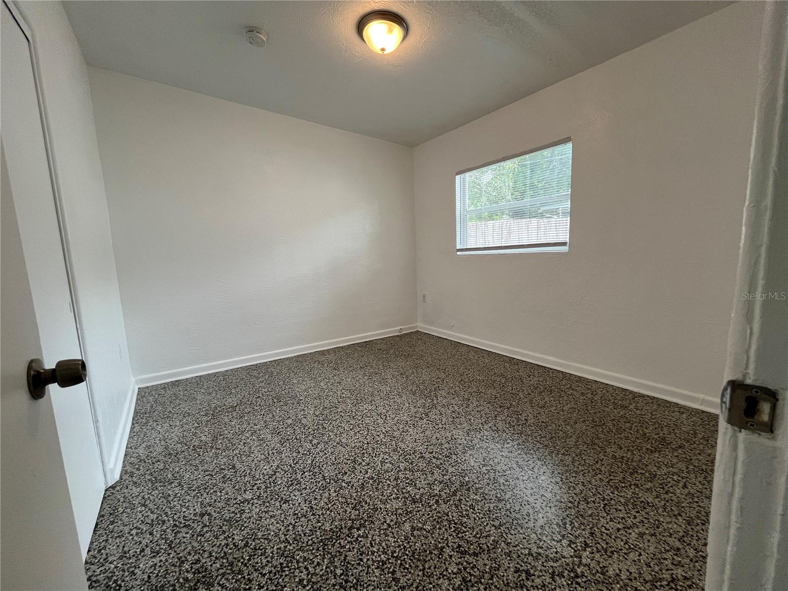 Image 10 of 18 For 70 Griggs Avenue