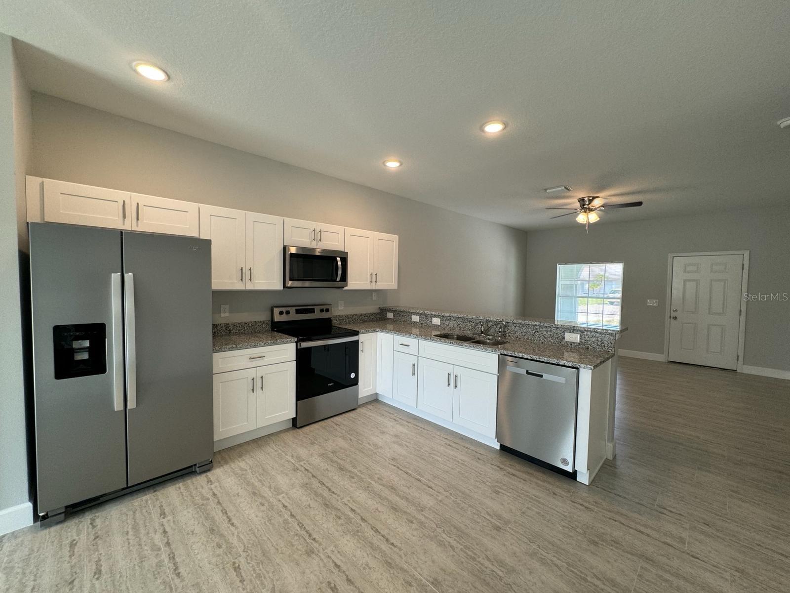 Image 7 of 18 For 726 Bobcat Court B