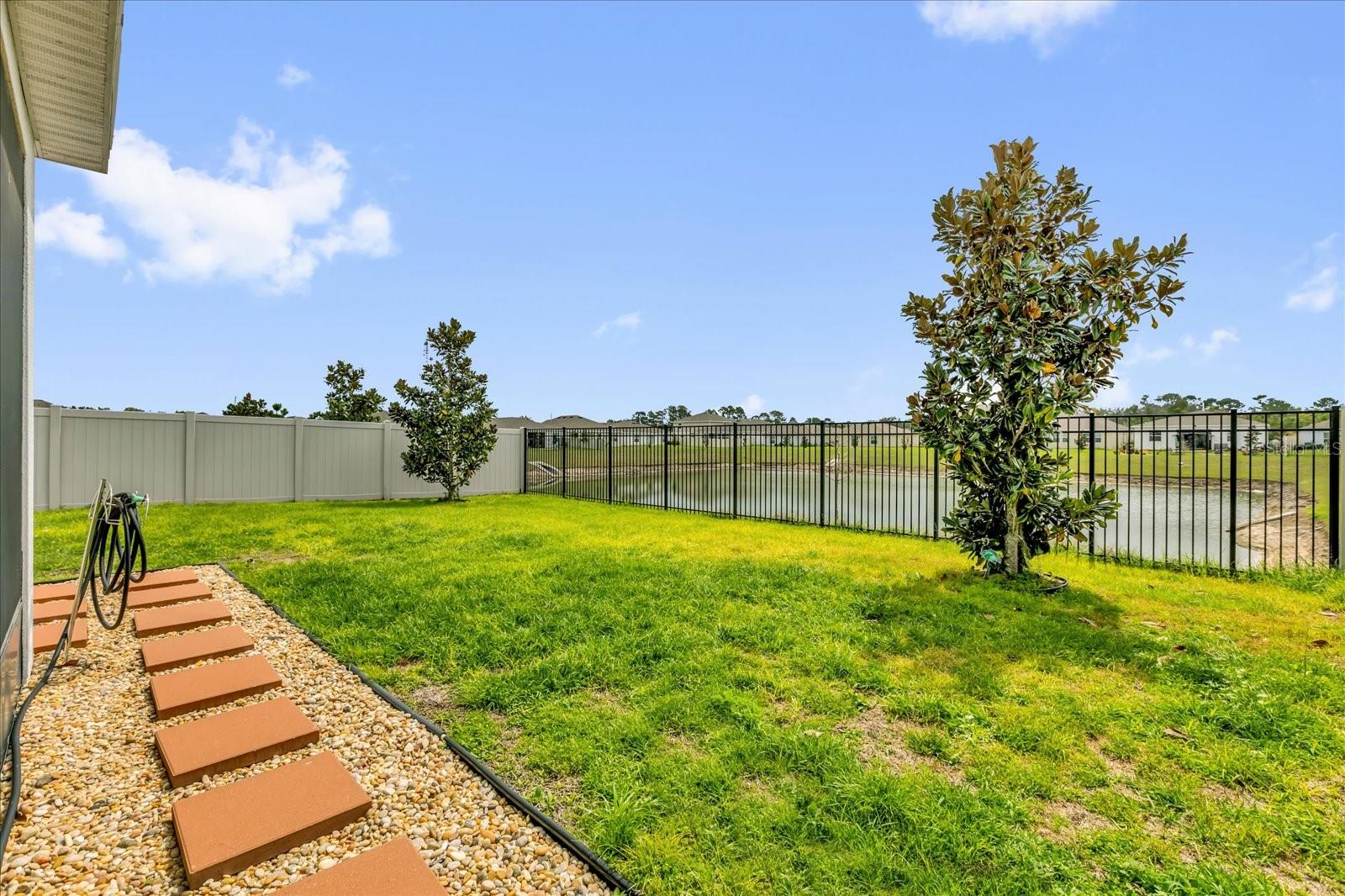 Image 35 of 36 For 33655 Sky Blossom Circle