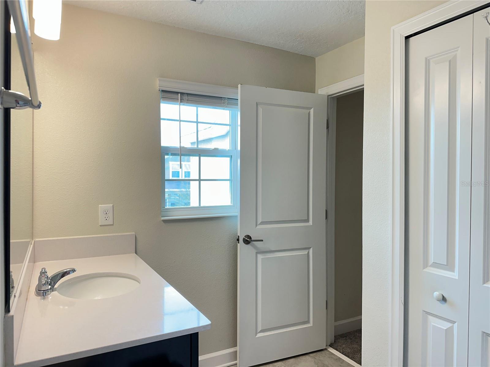 Image 21 of 43 For 14143 Title Way