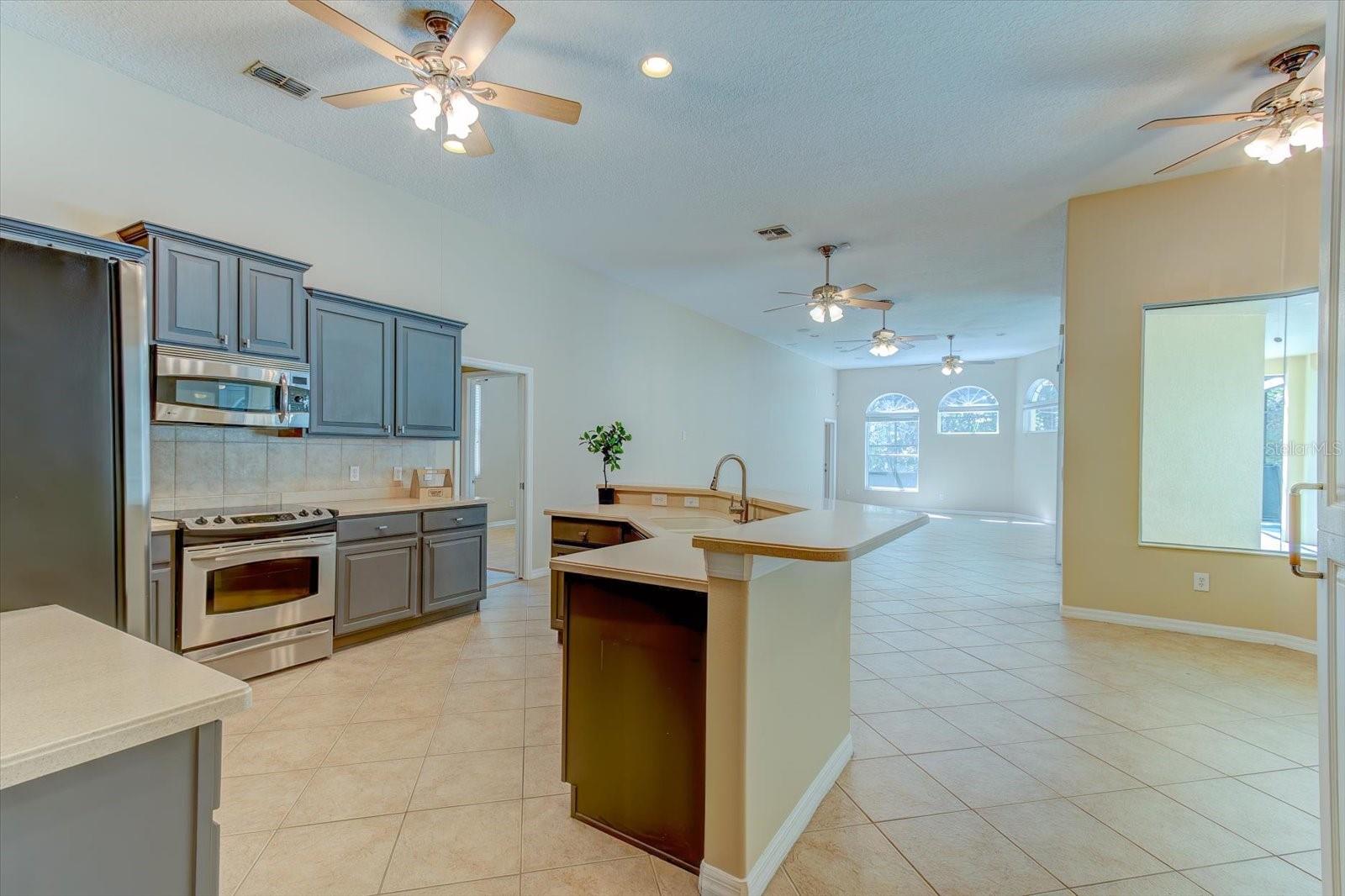 Image 8 of 49 For 2624 Fawnlake Trail