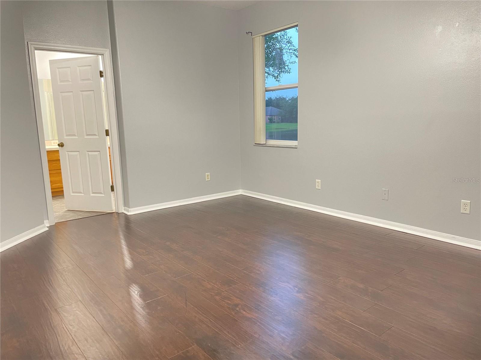 Image 22 of 40 For 10372 Andover Point Circle