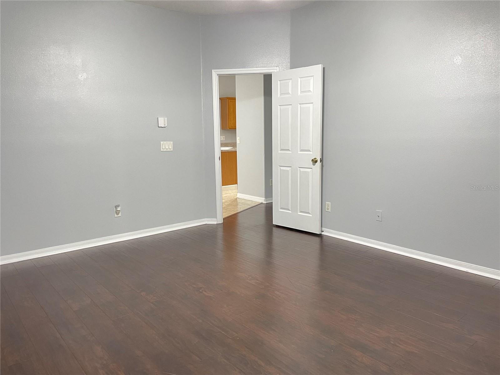 Image 24 of 40 For 10372 Andover Point Circle