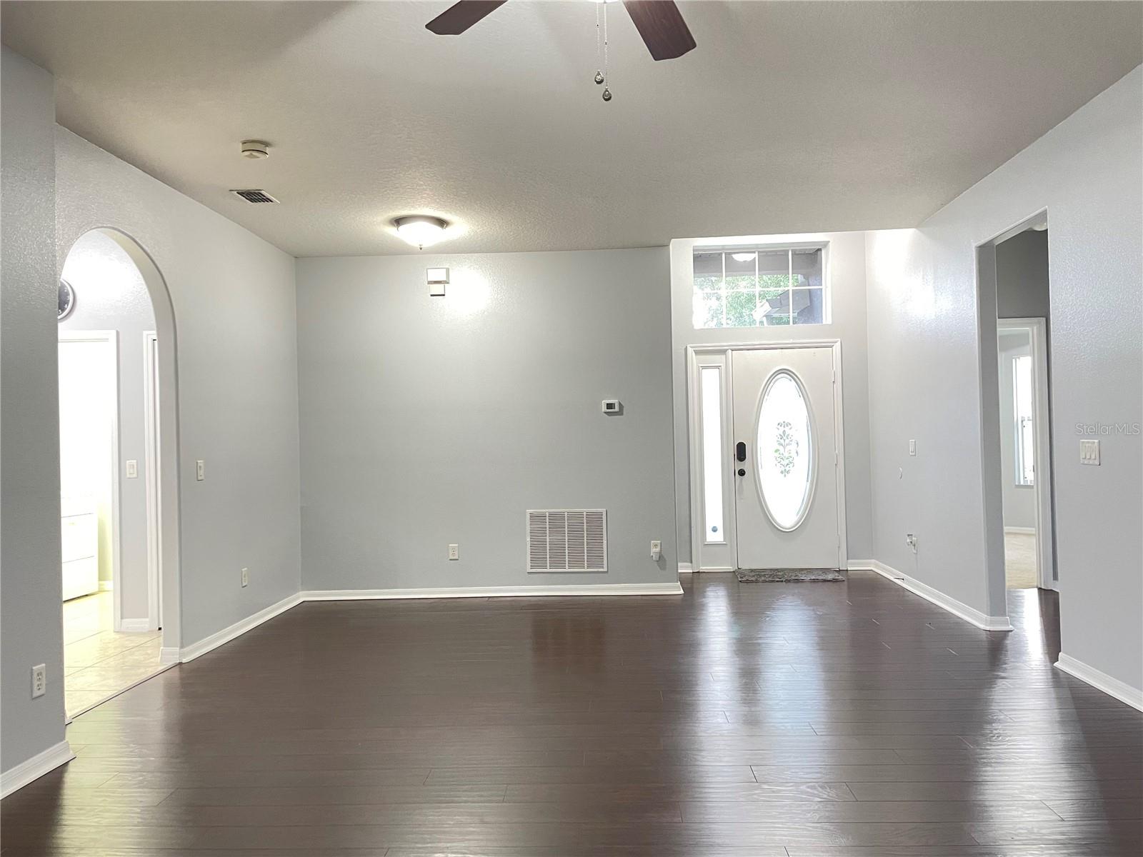 Image 5 of 40 For 10372 Andover Point Circle