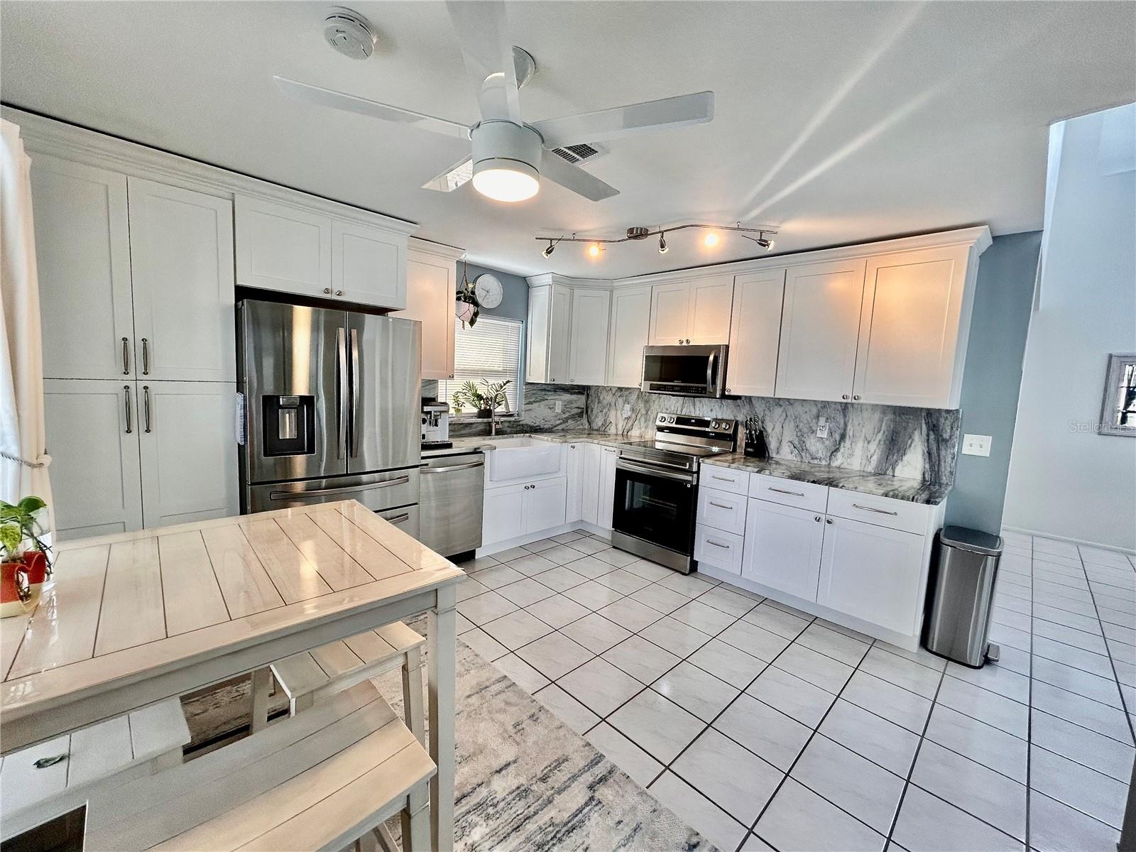 Image 10 of 33 For 8911 Welsh Way