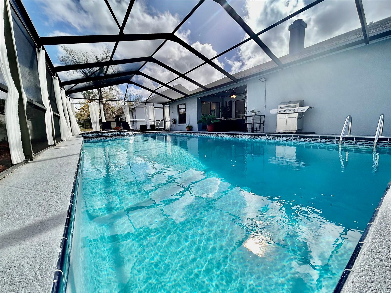 Image 30 of 33 For 8911 Welsh Way