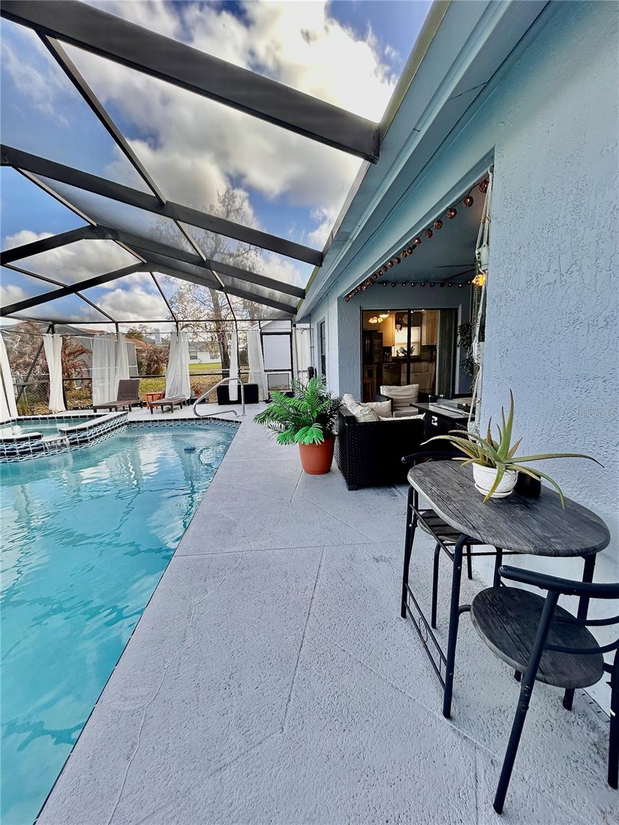 Image 32 of 33 For 8911 Welsh Way