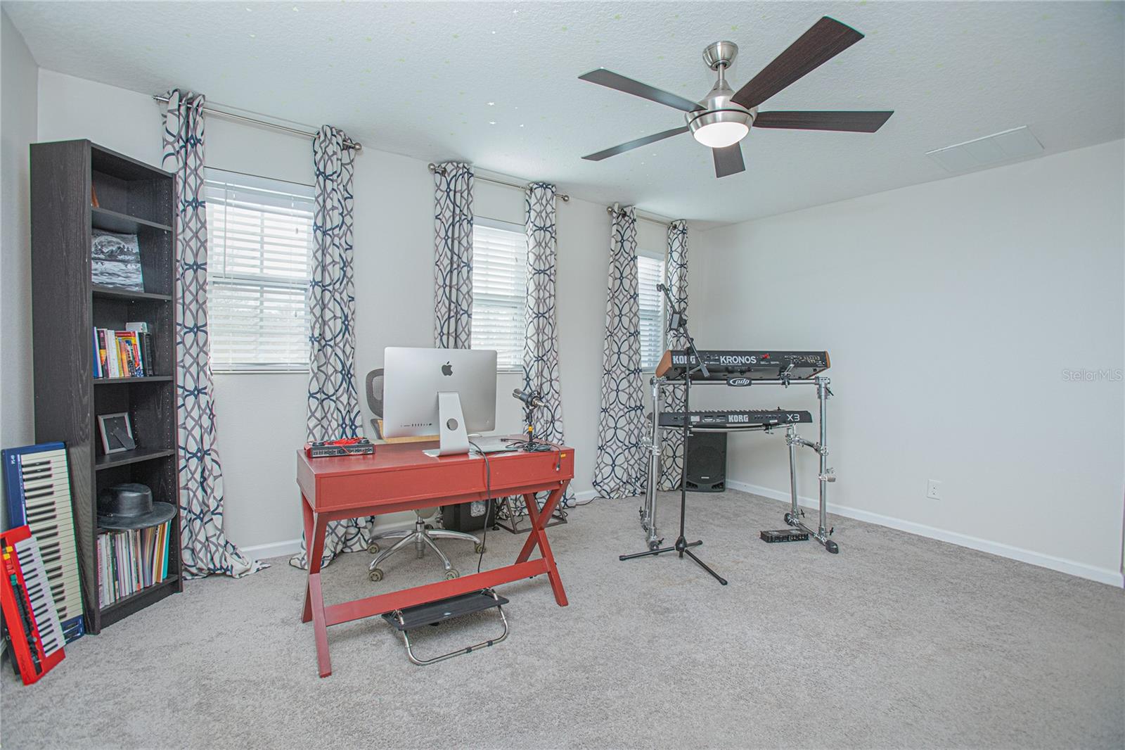 Image 13 of 33 For 2427 Liner Avenue