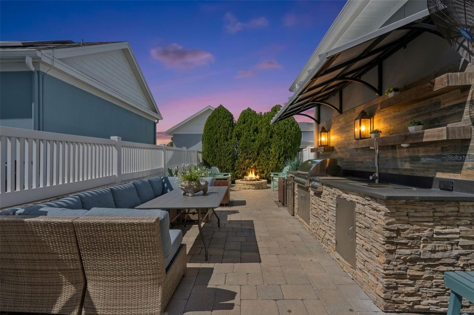 Image 6 of 86 For 744 Lake Brim Drive