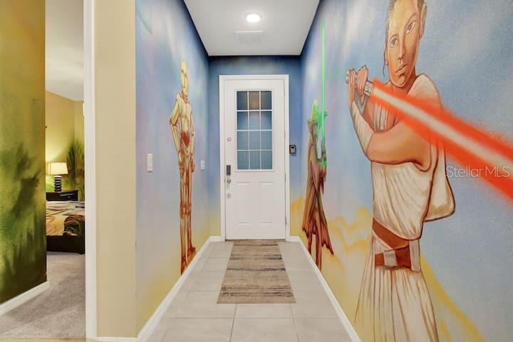 Image 12 of 62 For 1919 Tropical Palms Circle