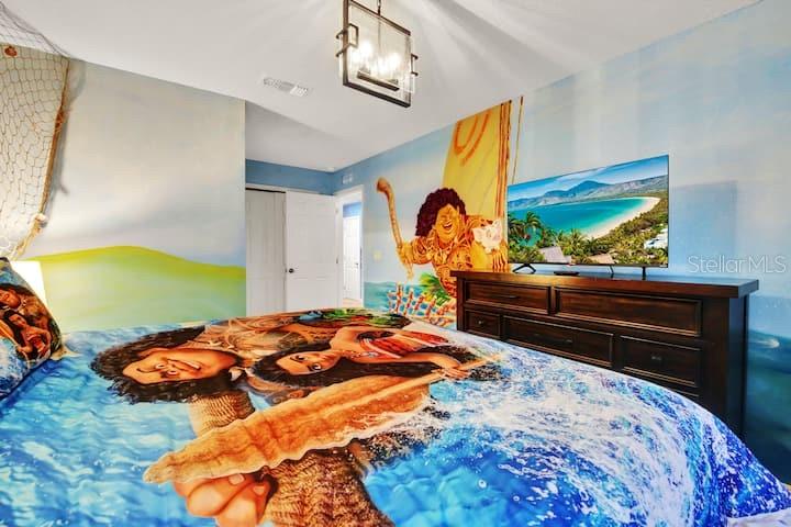 Image 24 of 62 For 1919 Tropical Palms Circle