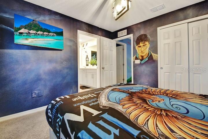 Image 25 of 62 For 1919 Tropical Palms Circle