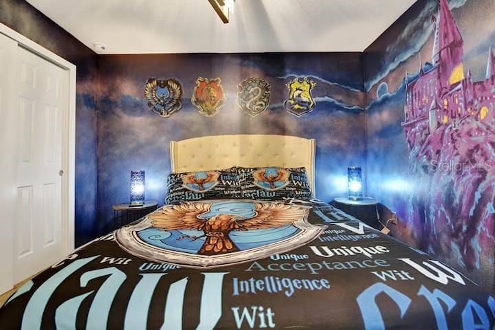 Image 26 of 62 For 1919 Tropical Palms Circle