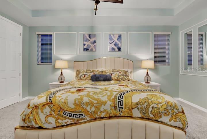 Image 29 of 62 For 1919 Tropical Palms Circle