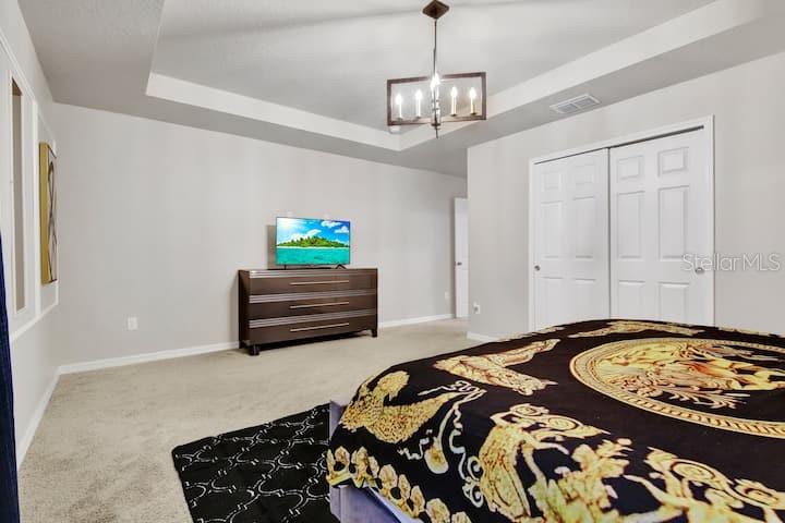 Image 32 of 62 For 1919 Tropical Palms Circle