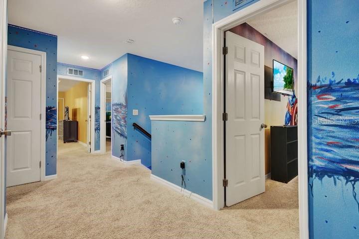 Image 33 of 62 For 1919 Tropical Palms Circle