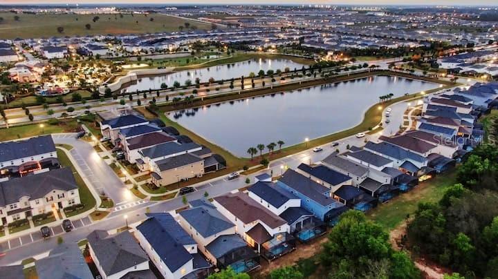 Image 61 of 62 For 1919 Tropical Palms Circle