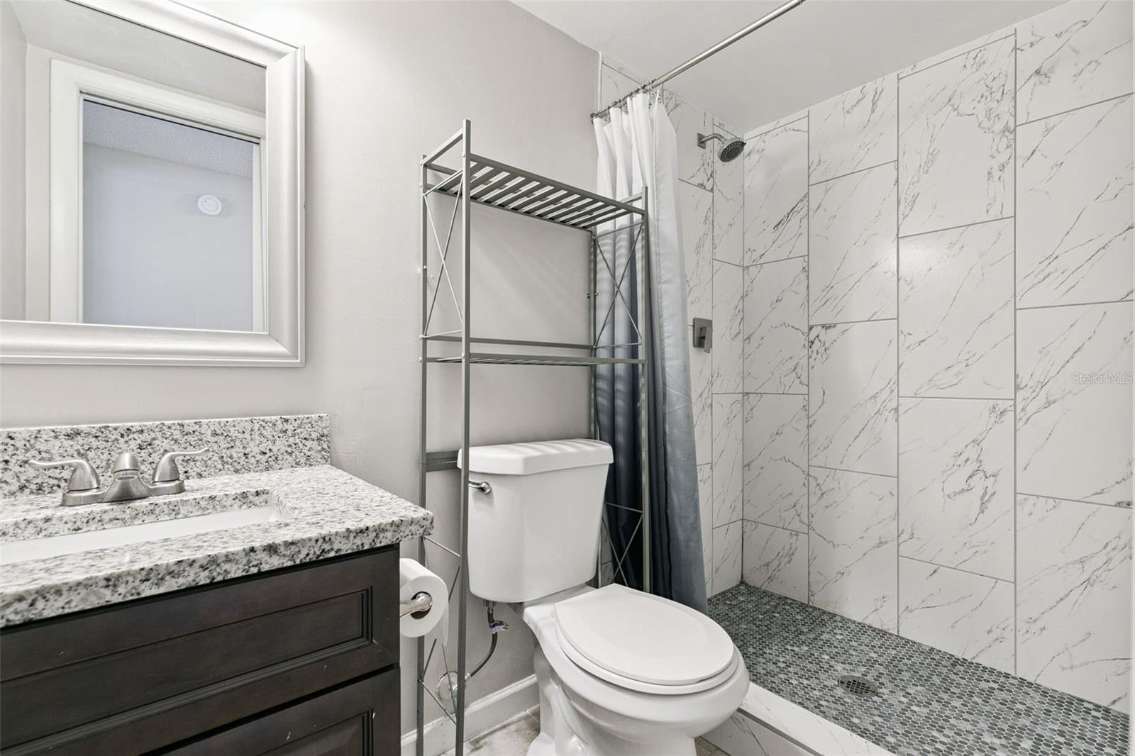 Image 28 of 35 For 489 Deerwood Avenue