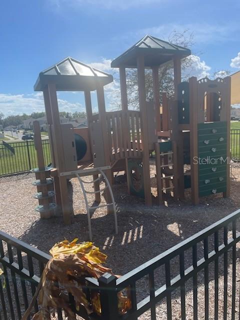 Image 31 of 31 For 3817 Heartleaf Lane