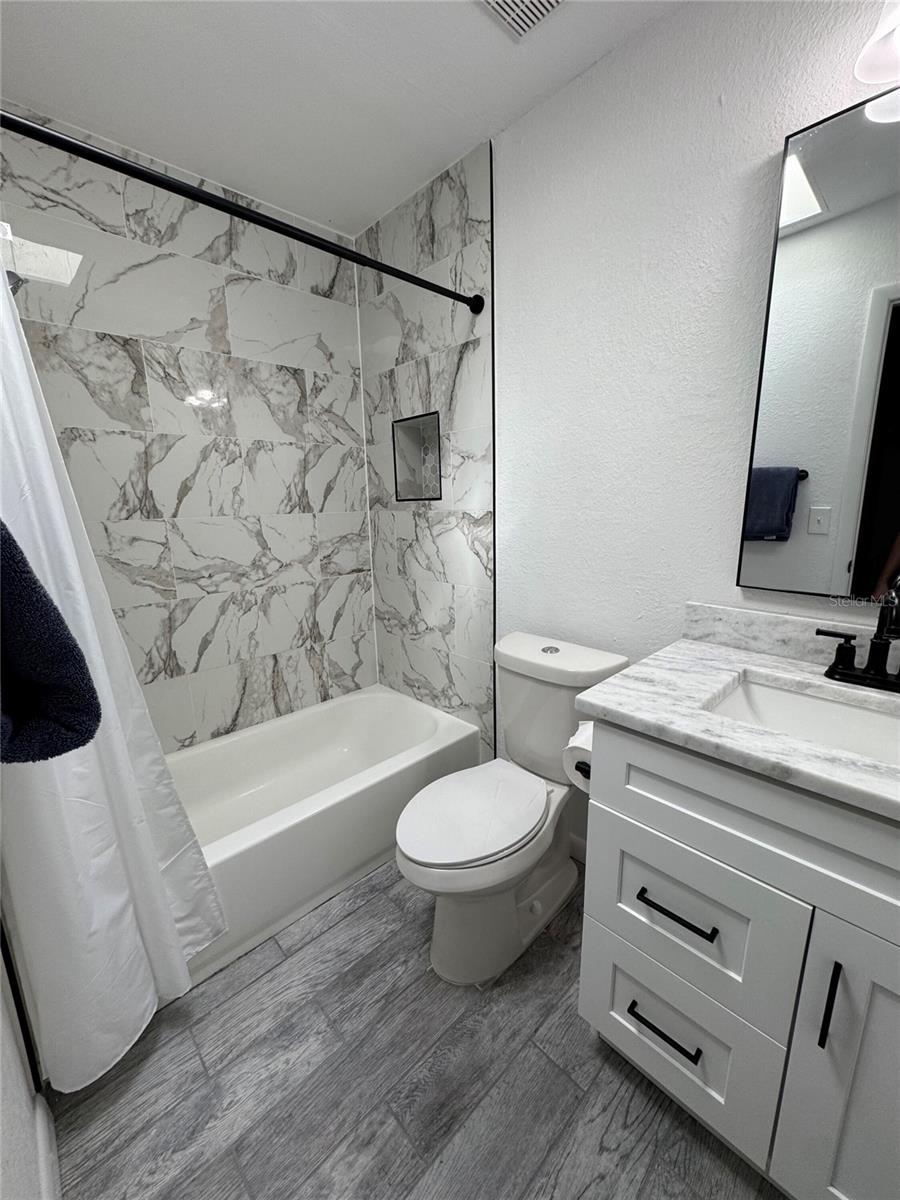 Image 14 of 26 For 114 Windy Circle