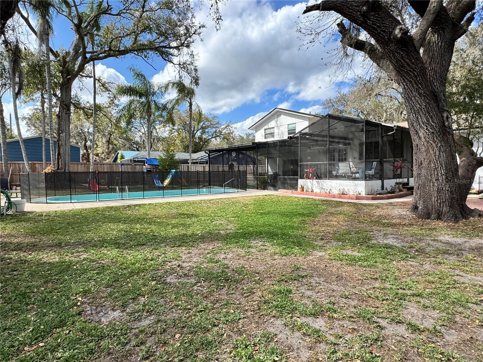 Image 22 of 26 For 114 Windy Circle