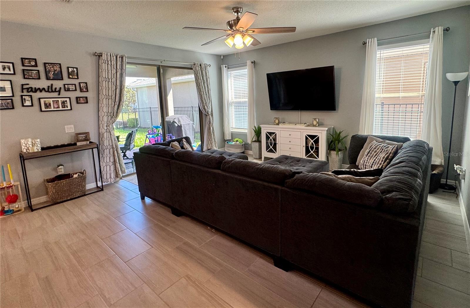 Image 12 of 65 For 16736 Oakboro Street