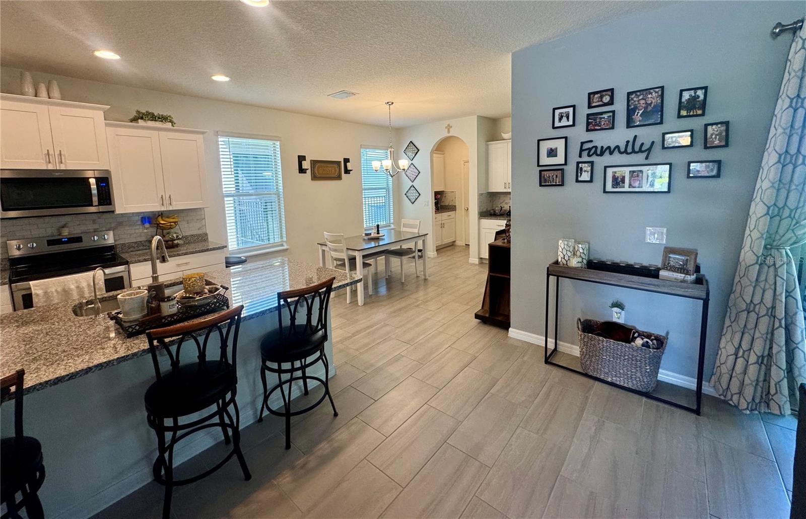 Image 13 of 65 For 16736 Oakboro Street