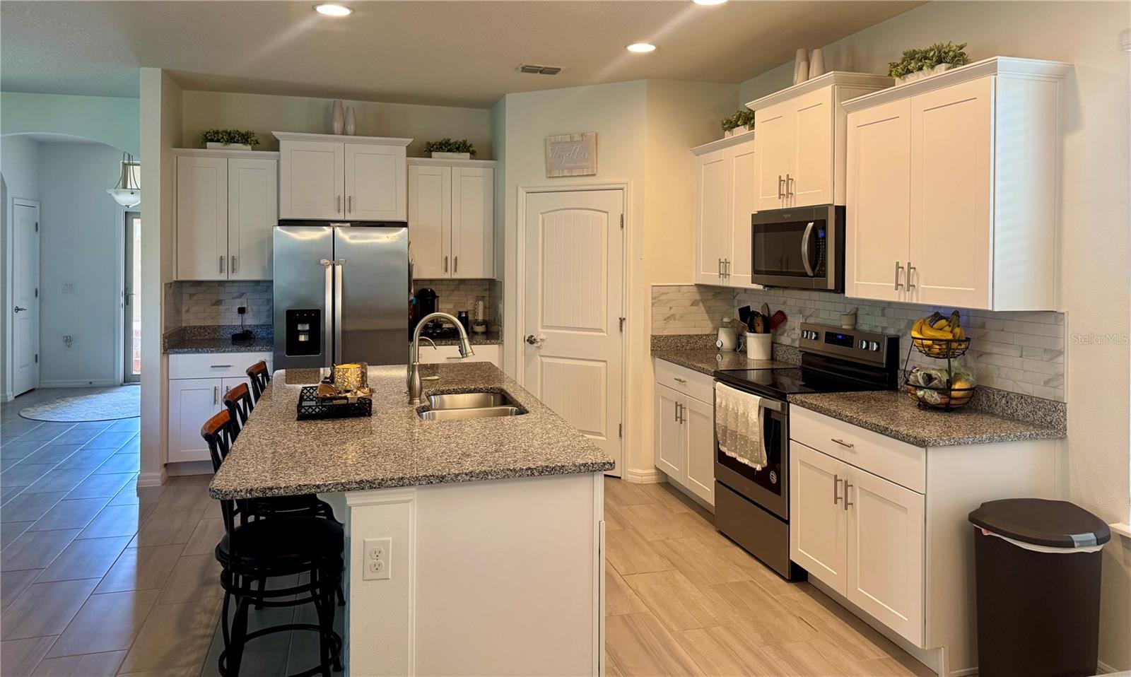 Image 19 of 65 For 16736 Oakboro Street