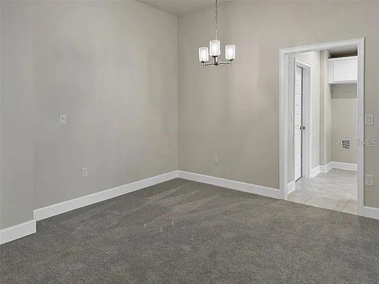 Image 3 of 8 For 7618 Bent Tree Loop