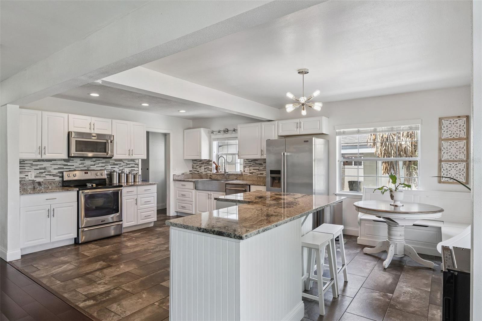 Image 11 of 38 For 3010 Carmia Drive