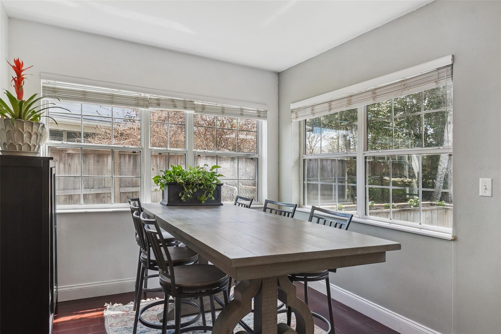 Image 16 of 38 For 3010 Carmia Drive