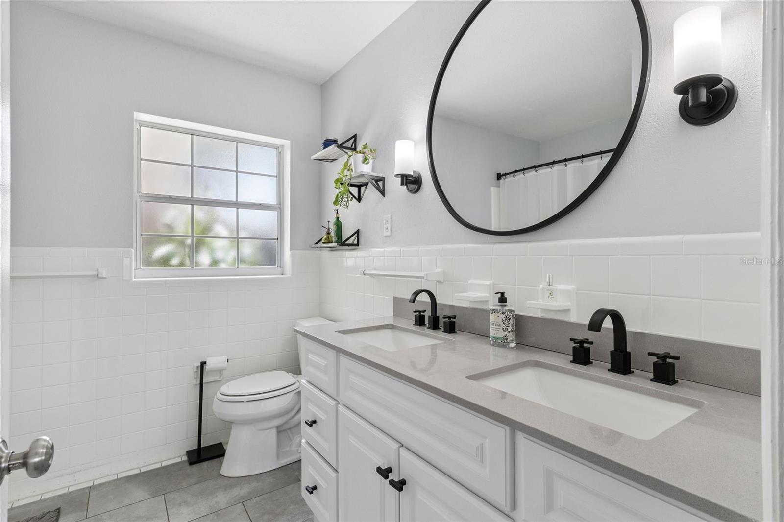 Image 20 of 38 For 3010 Carmia Drive