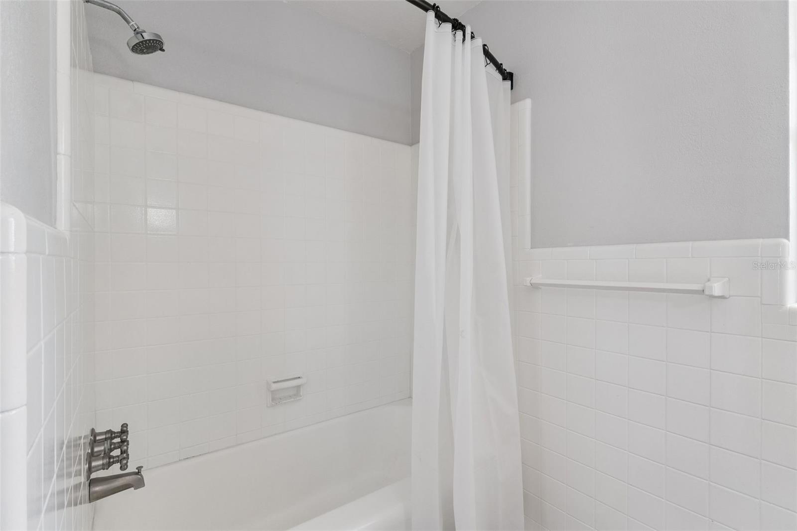 Image 23 of 38 For 3010 Carmia Drive