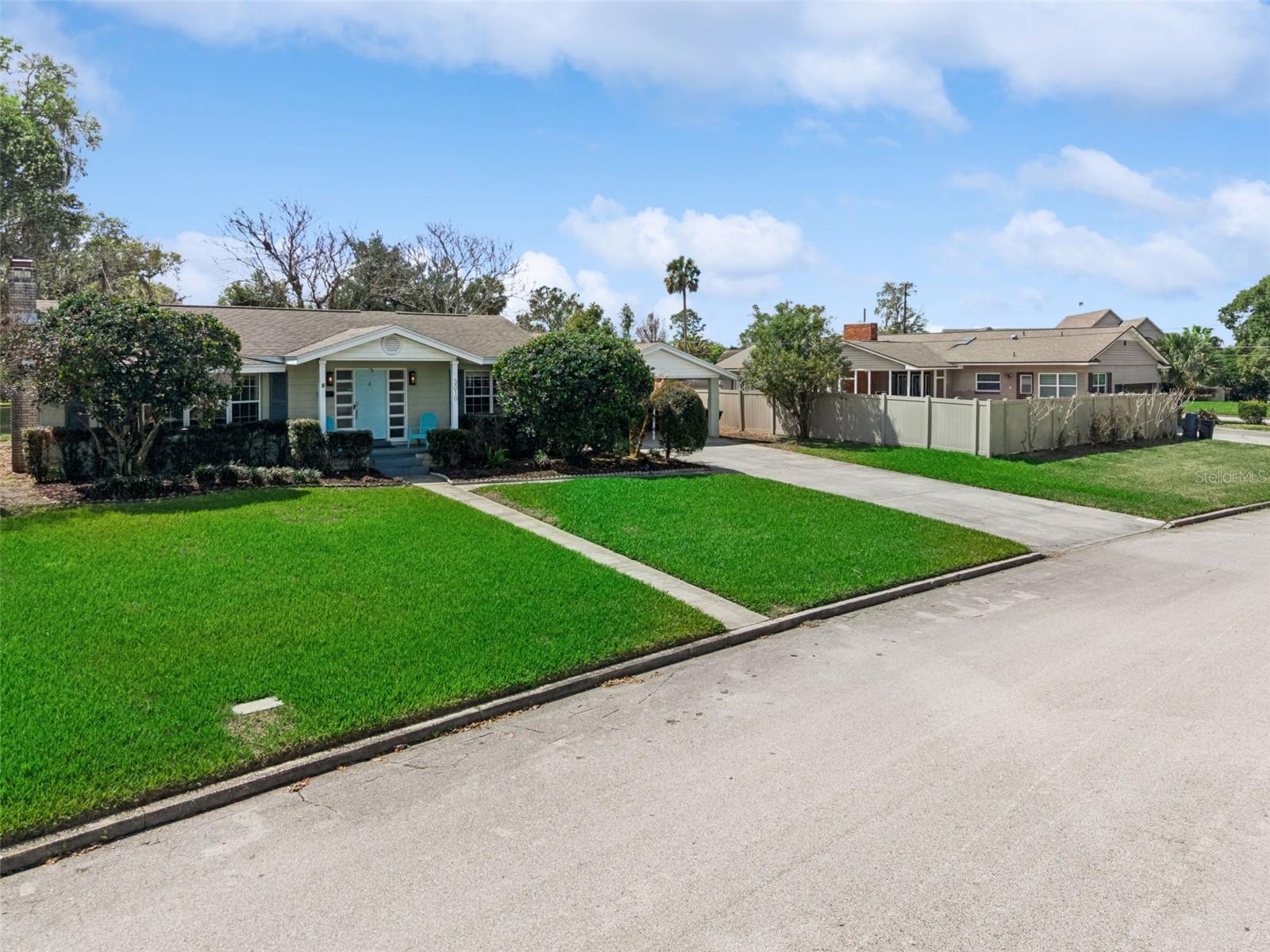 Image 3 of 38 For 3010 Carmia Drive