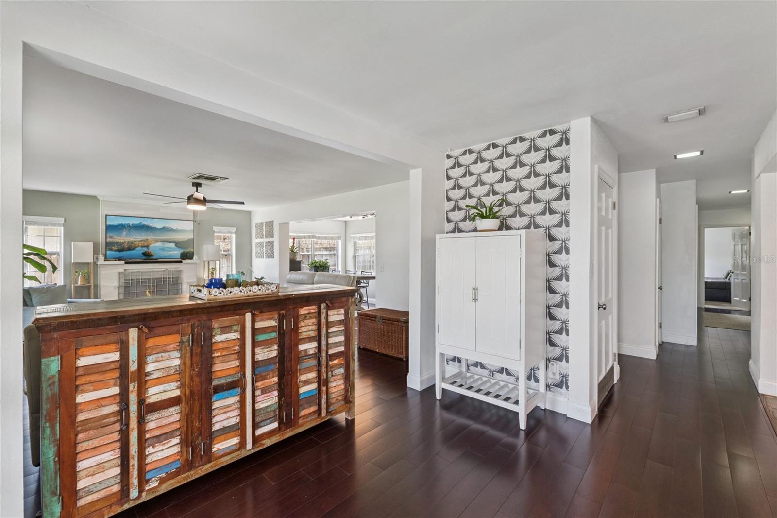 Image 5 of 38 For 3010 Carmia Drive