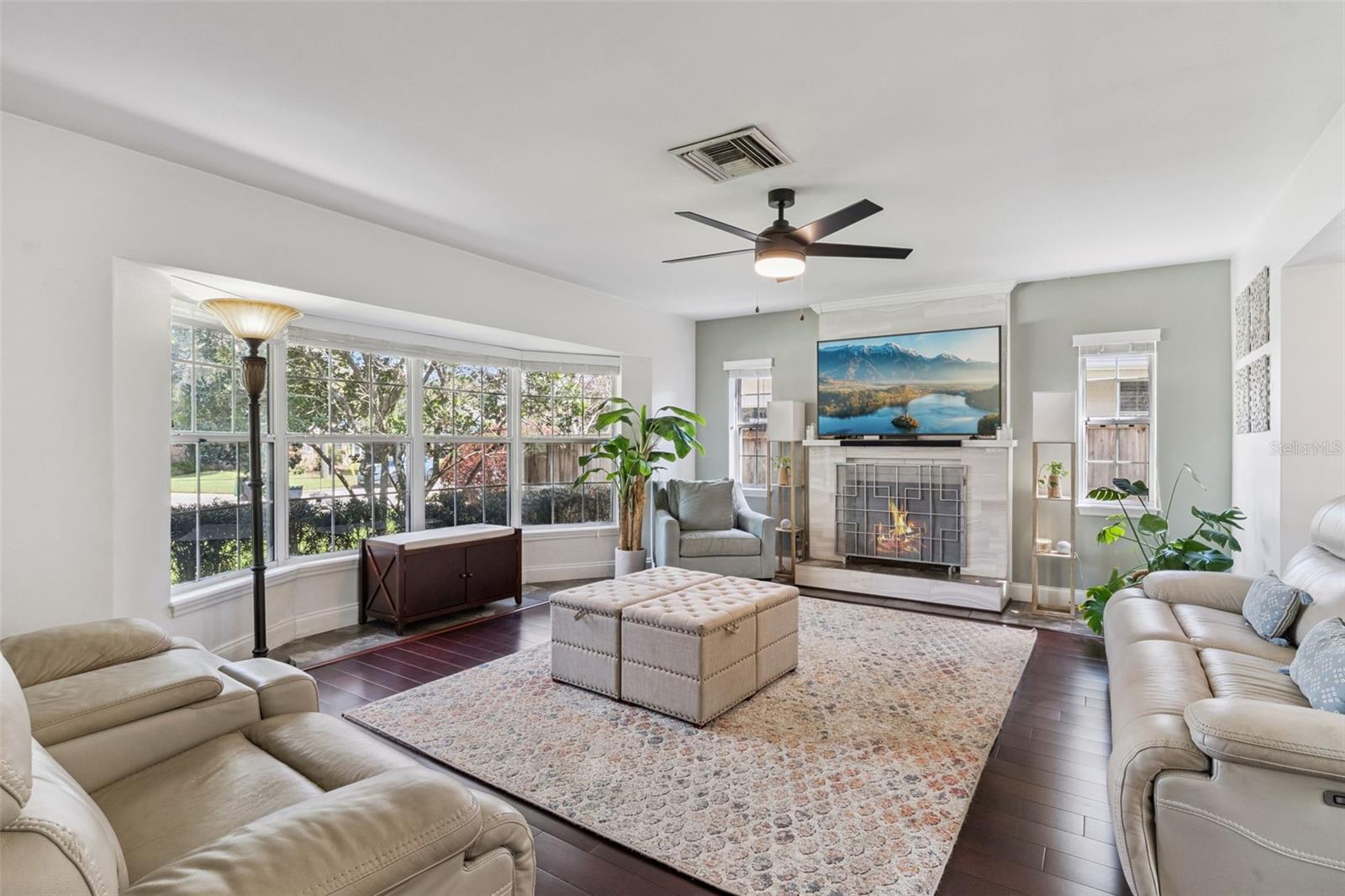 Image 6 of 38 For 3010 Carmia Drive