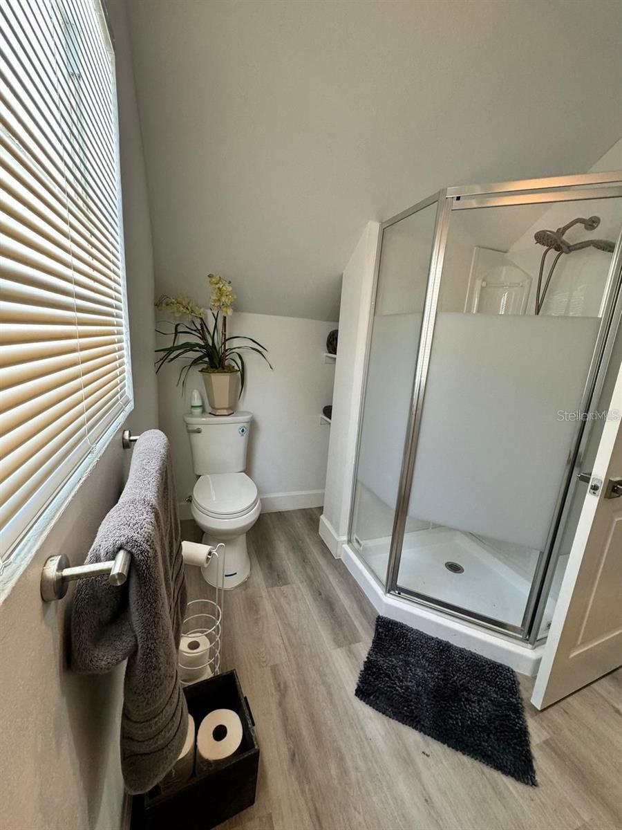 Image 12 of 12 For 860 Magnolia Avenue 3