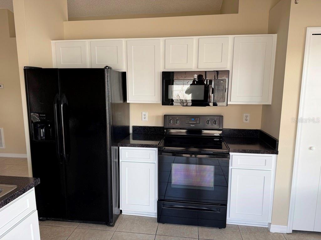 Image 10 of 31 For 2915 Colleen Circle