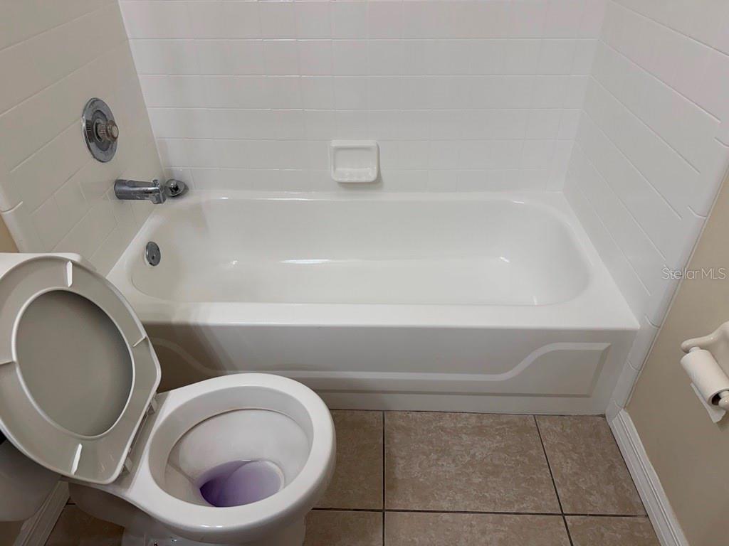 Image 19 of 31 For 2915 Colleen Circle