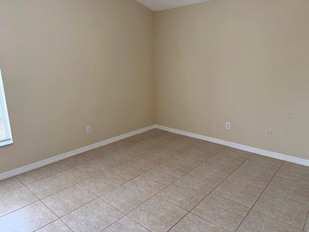 Image 20 of 31 For 2915 Colleen Circle