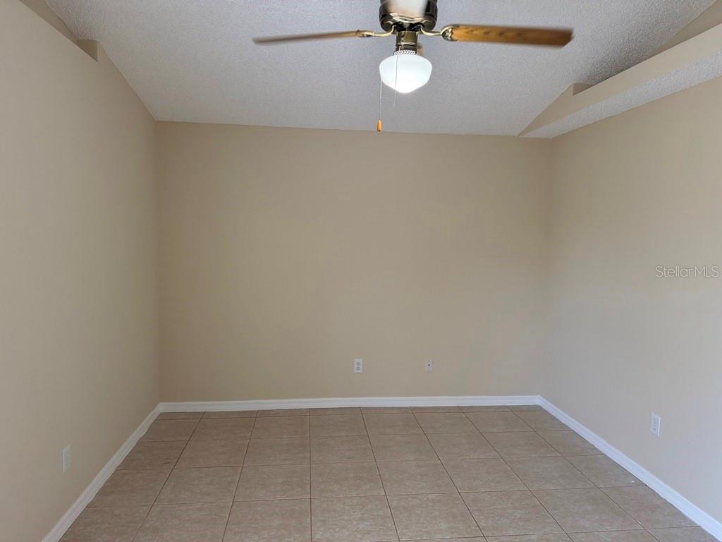 Image 21 of 31 For 2915 Colleen Circle