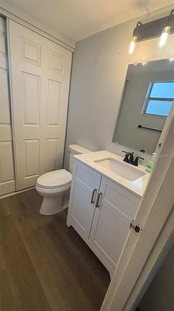 Image 7 of 14 For 749 Ridgewood Avenue